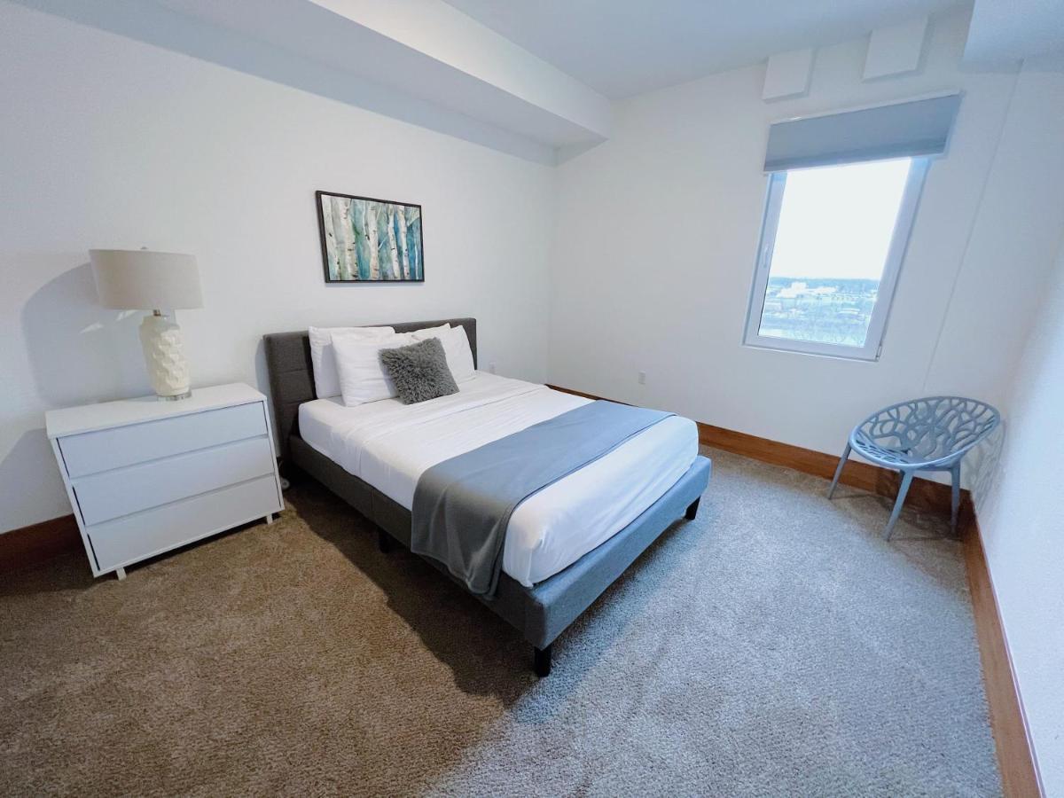2Br Suite At The Grand Castle Pool Gym & Parking Grandville Exteriér fotografie