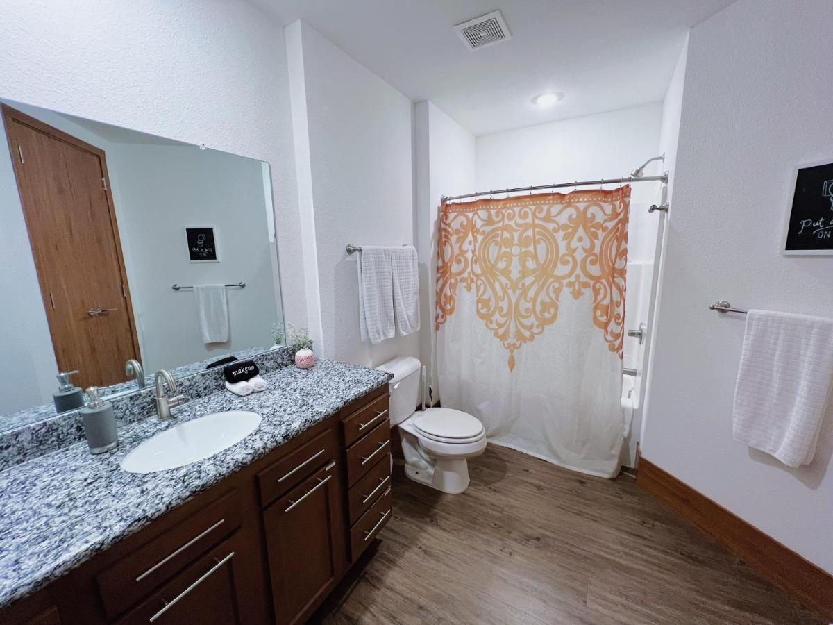 2Br Suite At The Grand Castle Pool Gym & Parking Grandville Exteriér fotografie