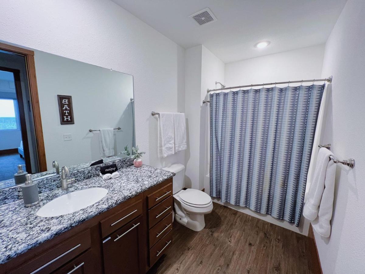 2Br Suite At The Grand Castle Pool Gym & Parking Grandville Exteriér fotografie