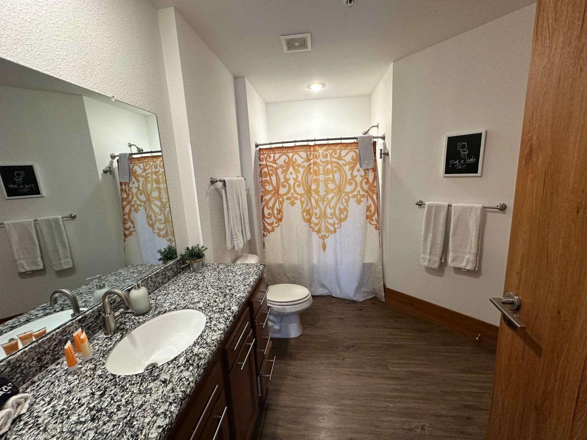 2Br Suite At The Grand Castle Pool Gym & Parking Grandville Exteriér fotografie